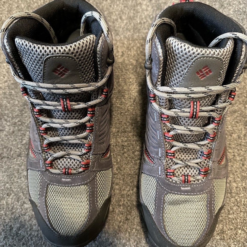 Columbia boots